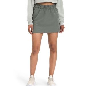 The North Face Class V Skort Women's Small in green